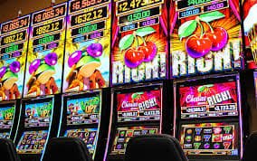 Permainan slot online dengan berbagai tema menarik di senaditogel